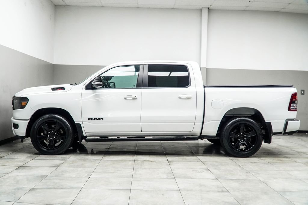 Used 2022 White Ram Big Horn/Lone Star image 9