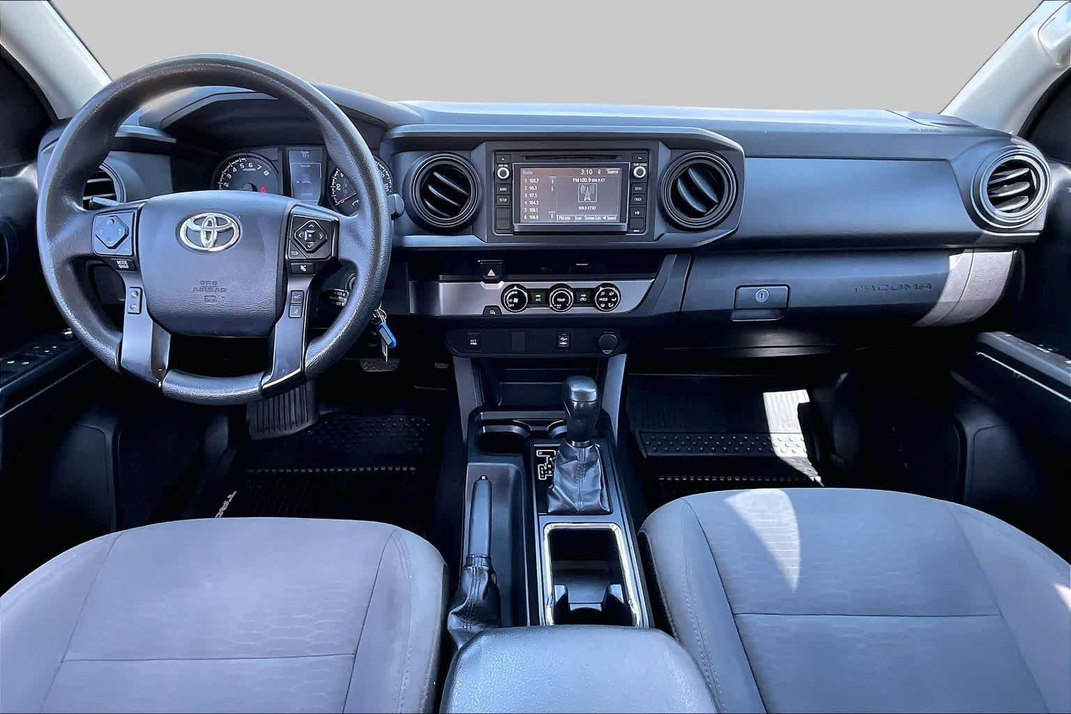 Used 2018 Super White Toyota SR image 14