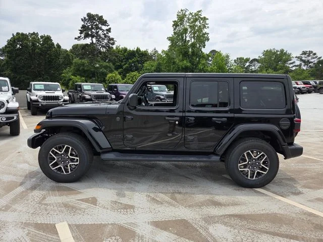 New 2026 Black Clear-Coat Exterior Paint Jeep Sahara image 4