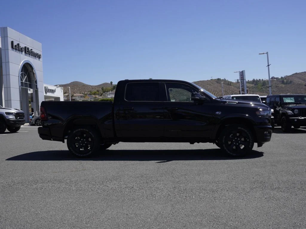New 2026 Diamond Black Crystal Pearl-Coat Exterior Paint RAM Big Horn/Lone Star image 2