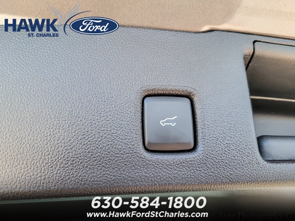 New 2026 Carbonized Gray Metallic Ford ST-Line image 19