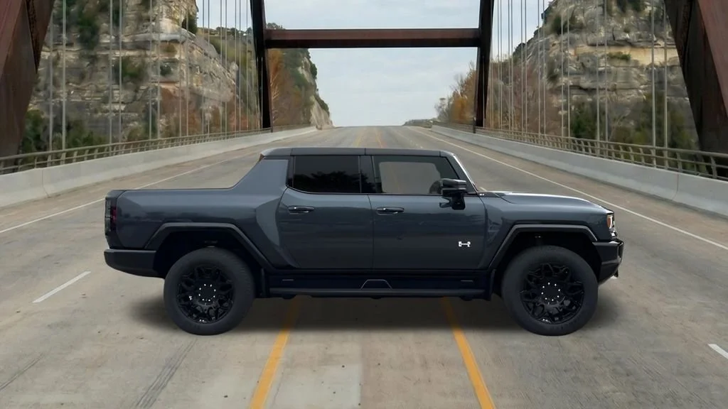 2026 GMC HUMMER EV 2X - Photo 11