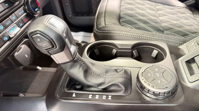 New 2026 Avalanche Gray Ford Outer Banks® image 14