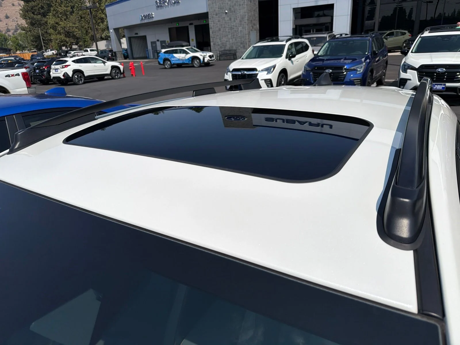 Used 2025 Crystal White Pearl Subaru Limited image 20