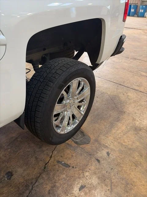 Used 2017 Beige Chevrolet High Country image 5
