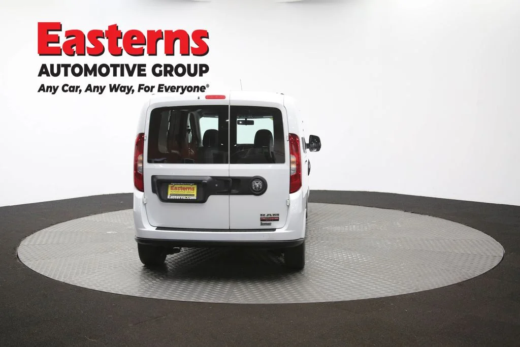 Used 2022 White Ram Base image 37