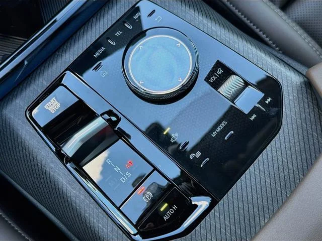 New 2026 Alpine White BMW 30 xDrive image 29
