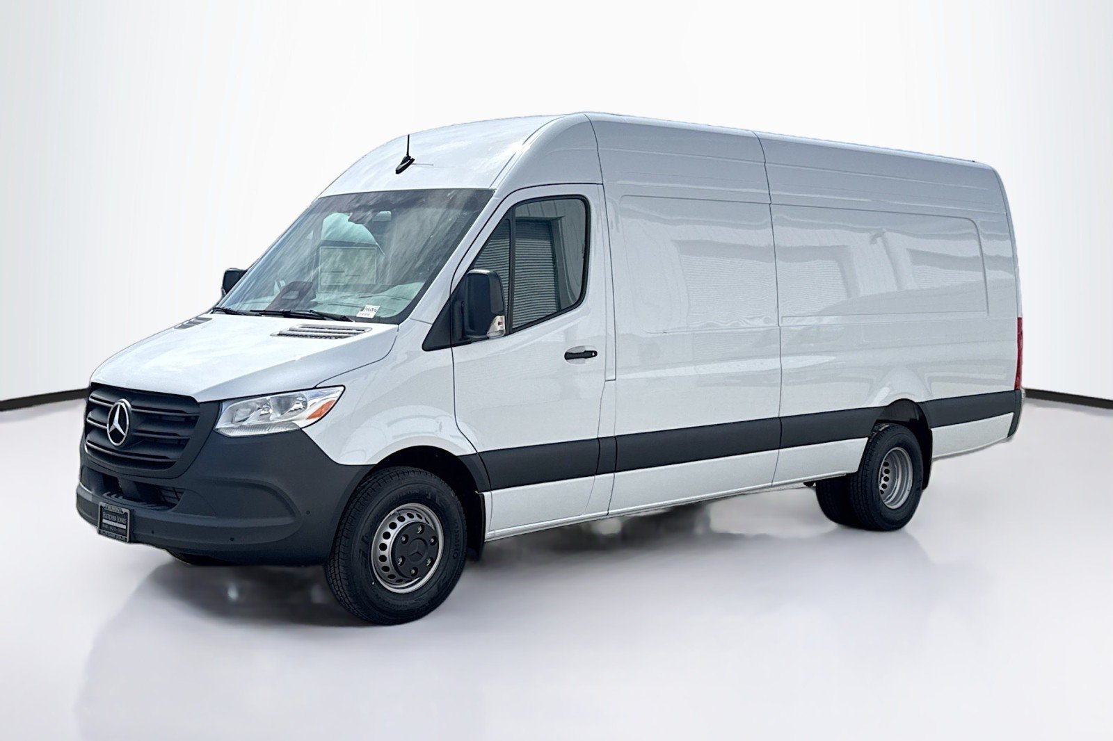 2026 Mercedes-Benz Sprinter 3500XD 170 Ext WB HO High Roof's photo
