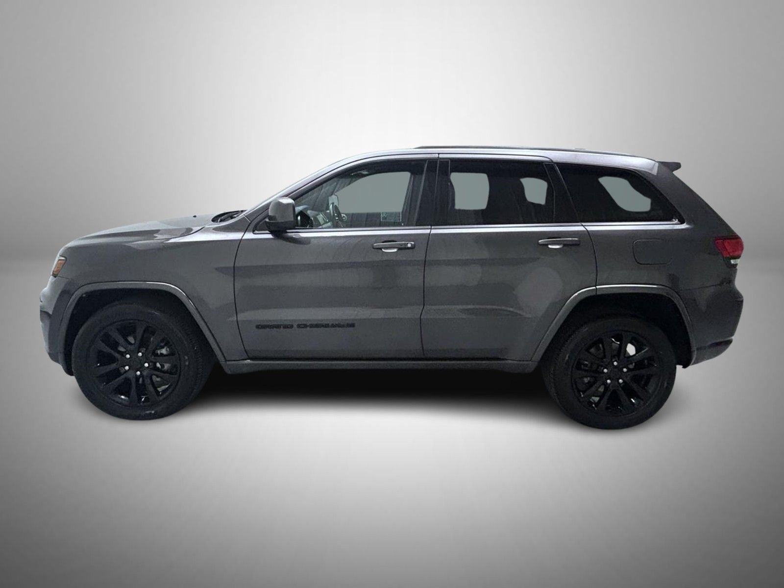 Used 2019 Gray Jeep Altitude image 8