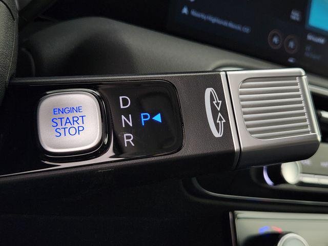 New 2026 White Hyundai SEL Premium 7P image 34