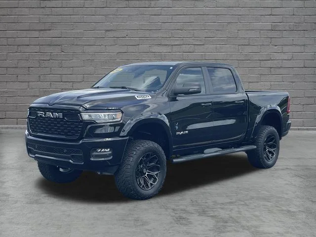 New 2025 Diamond Black Crystal Pearl-Coat Exterior Paint RAM Big Horn/Lone Star image 7