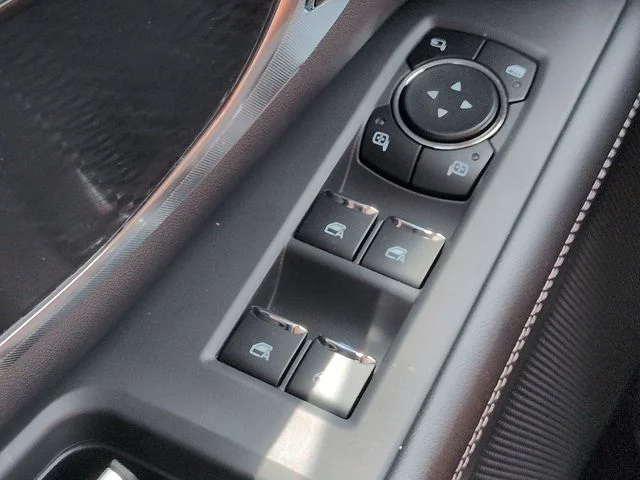 New 2026 Agate Black Metallic Ford MAX Platinum® image 24