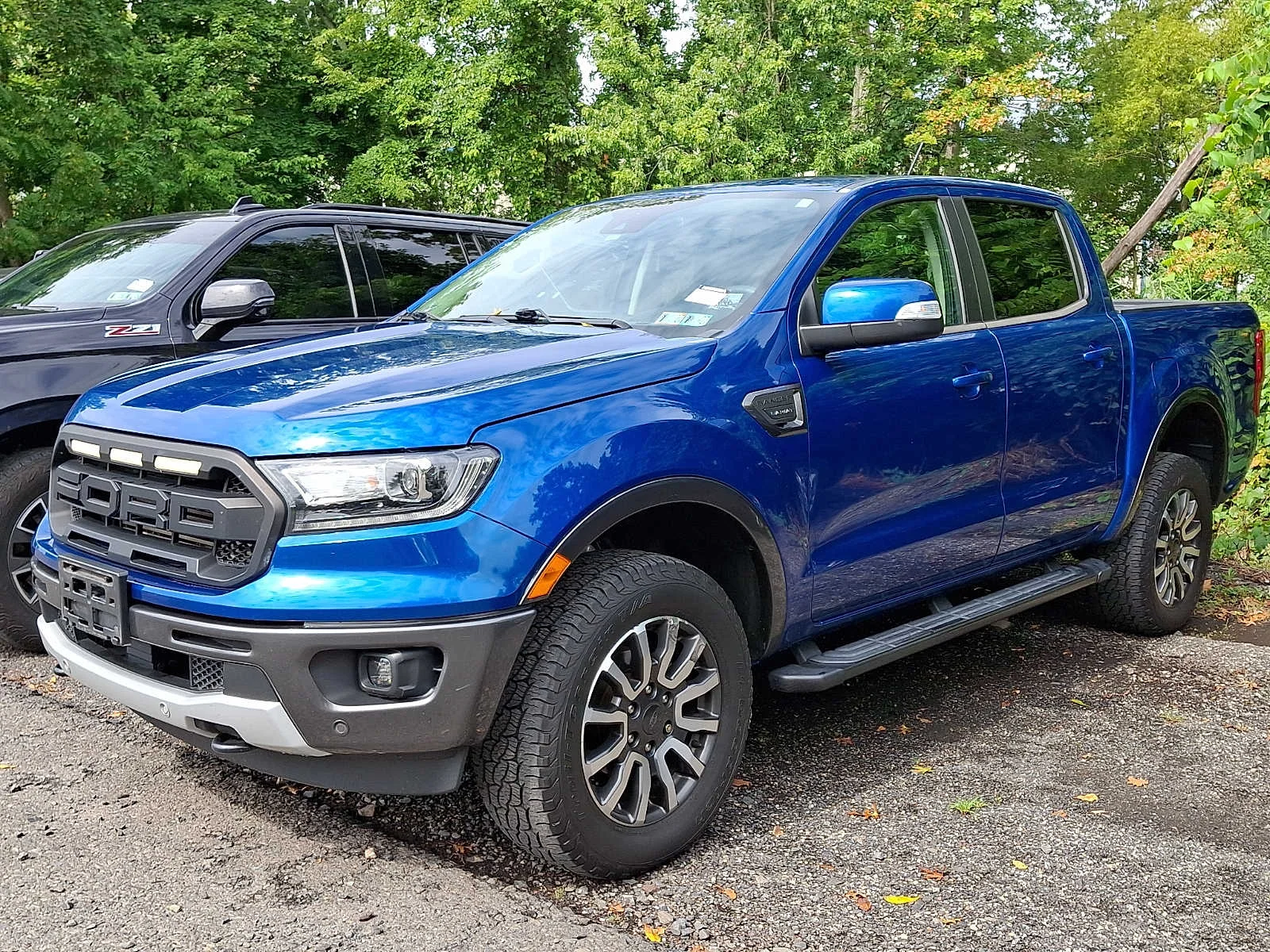 Used 2020 Lightning Blue Metallic Ford LARIAT image 3