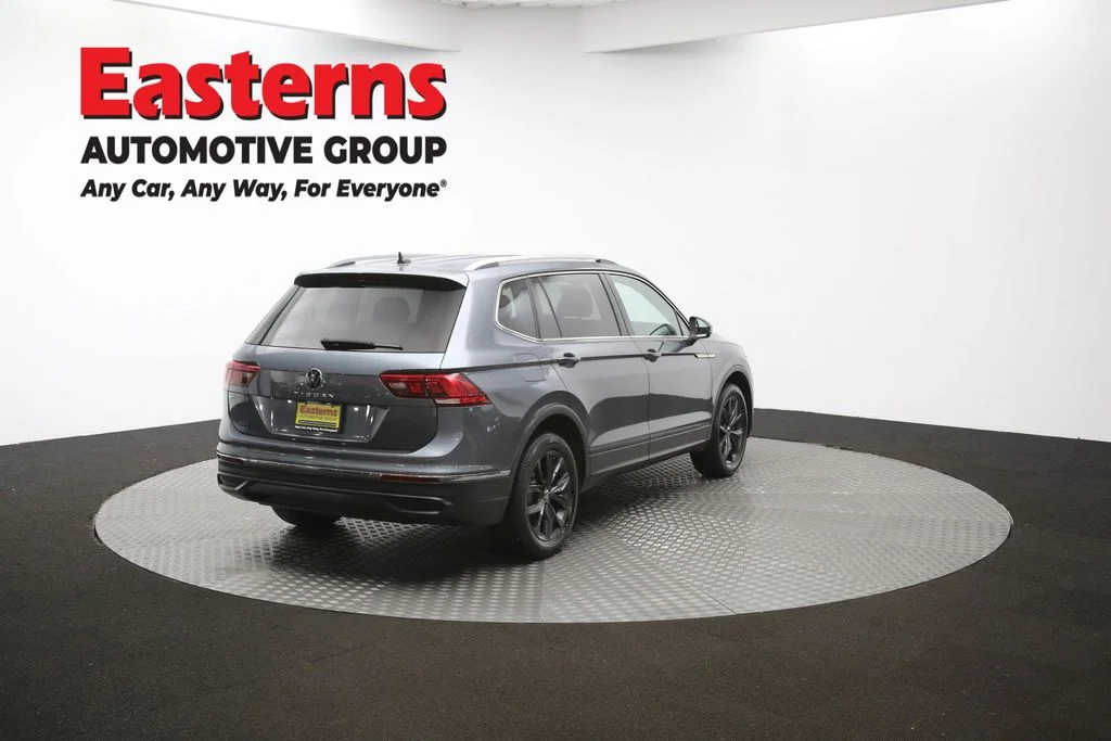 Used 2024 Gray Volkswagen 2.0T SE image 41