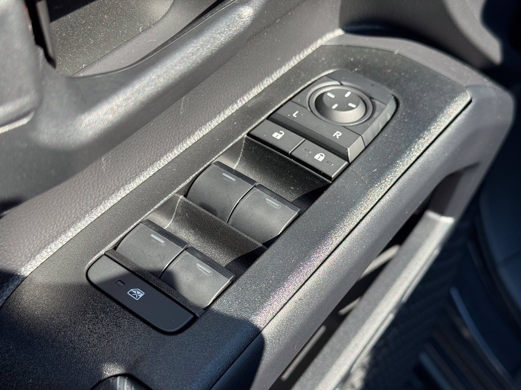 Used 2025  Toyota SR5 image 14