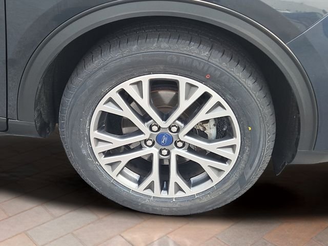Used 2022 Blue Metallic Ford SEL image 26