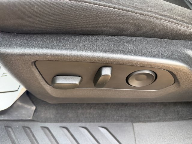 Used 2023 Black Chevrolet Trail Boss image 10