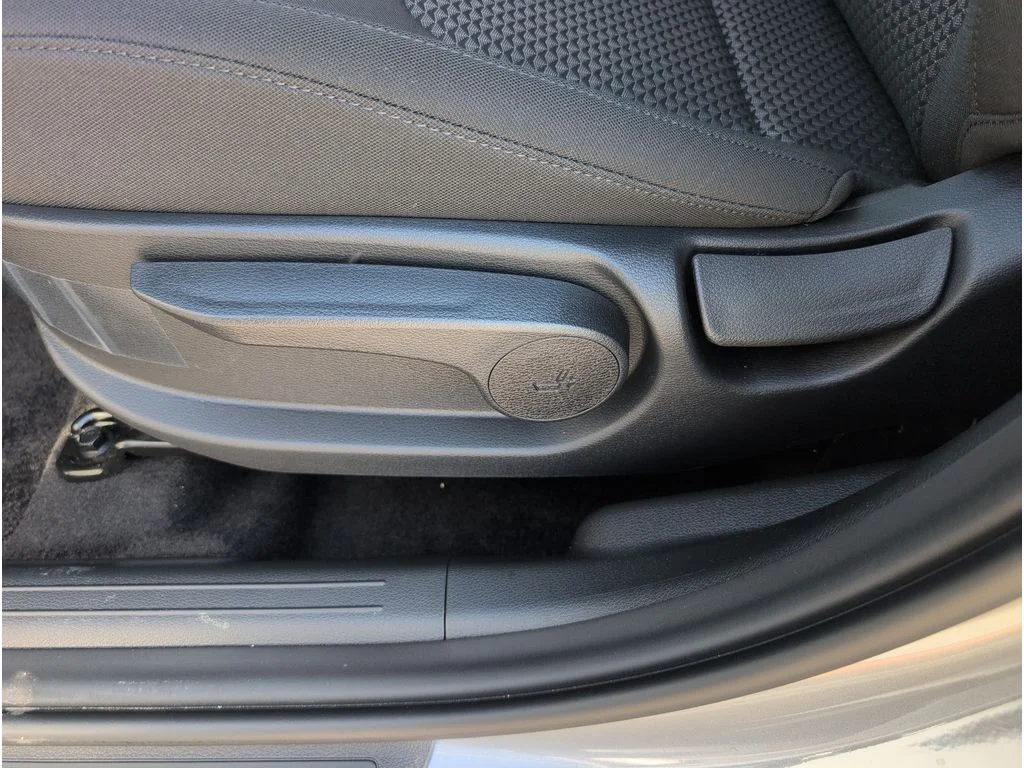 New 2026 Steel Gray Kia LX image 11