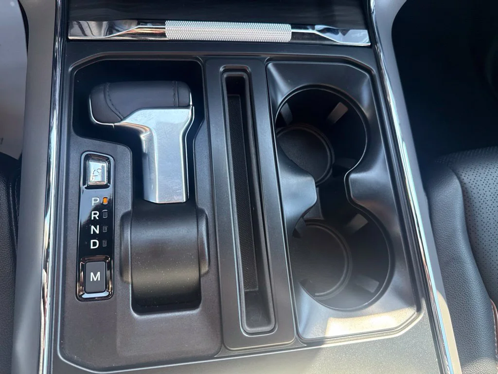 Certified Used 2024 Avalanche Ford Lariat image 57