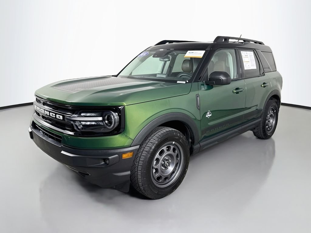 Used 2024 Eruption Green Metallic Ford Outer Banks image 8