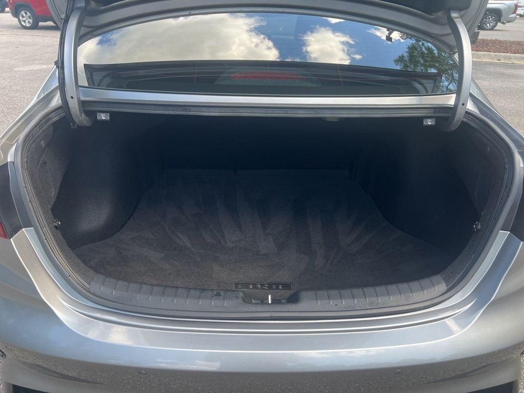 Used 2024 Gray Kia GT image 19