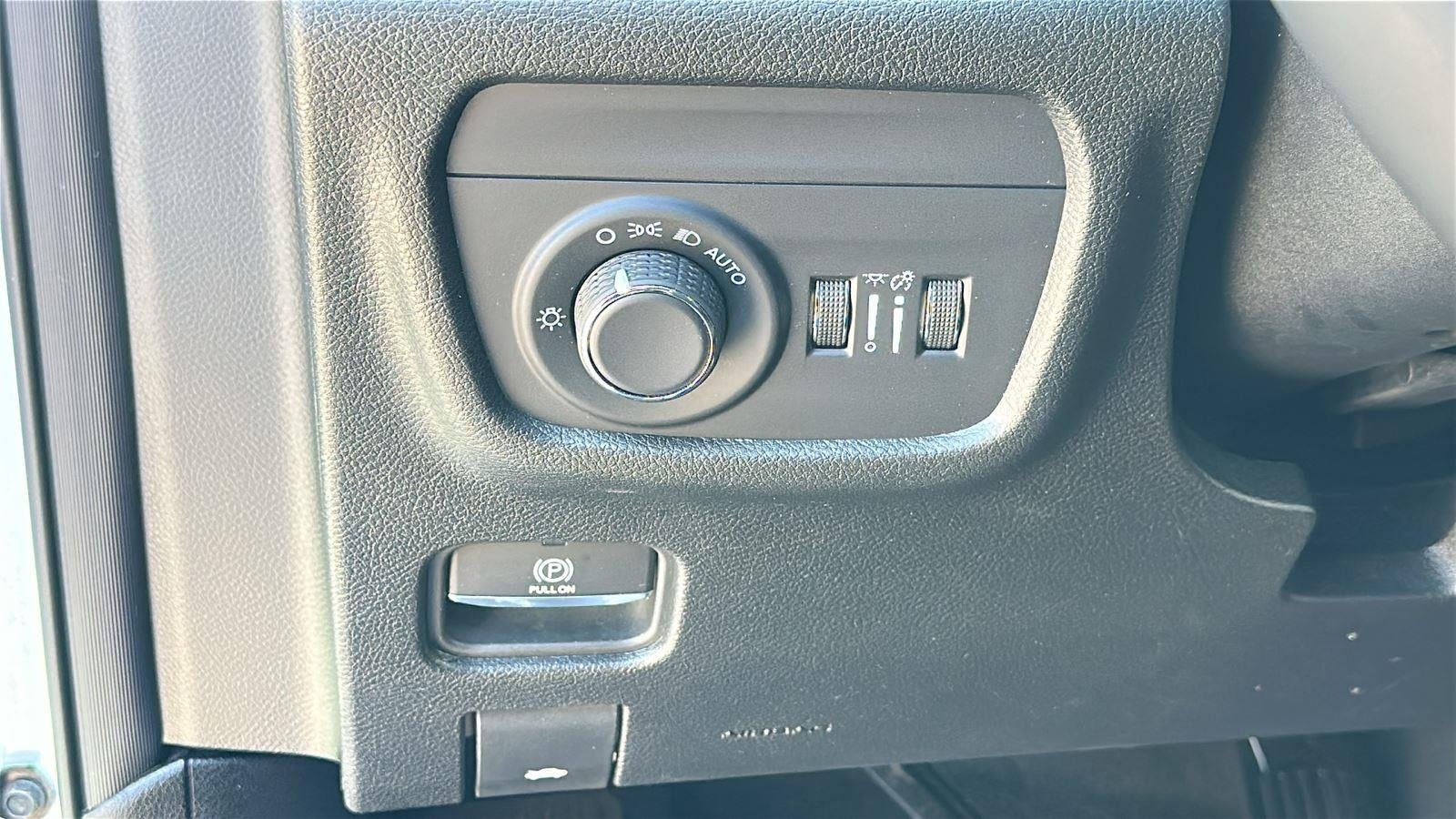 Used 2025 Bright White Clearcoat Jeep Altitude image 12