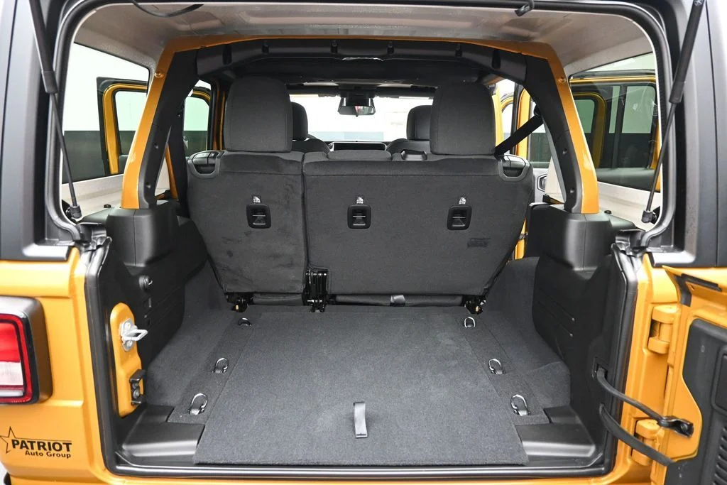 New 2026 Goldilocks Exterior Paint Jeep Sport S image 26