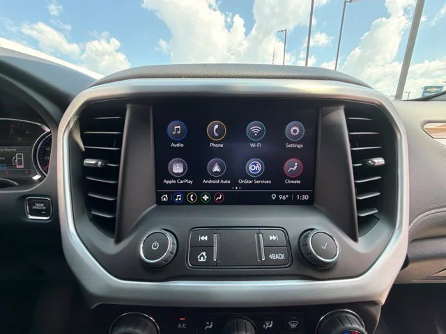 Used 2023 Blue GMC SLE image 31