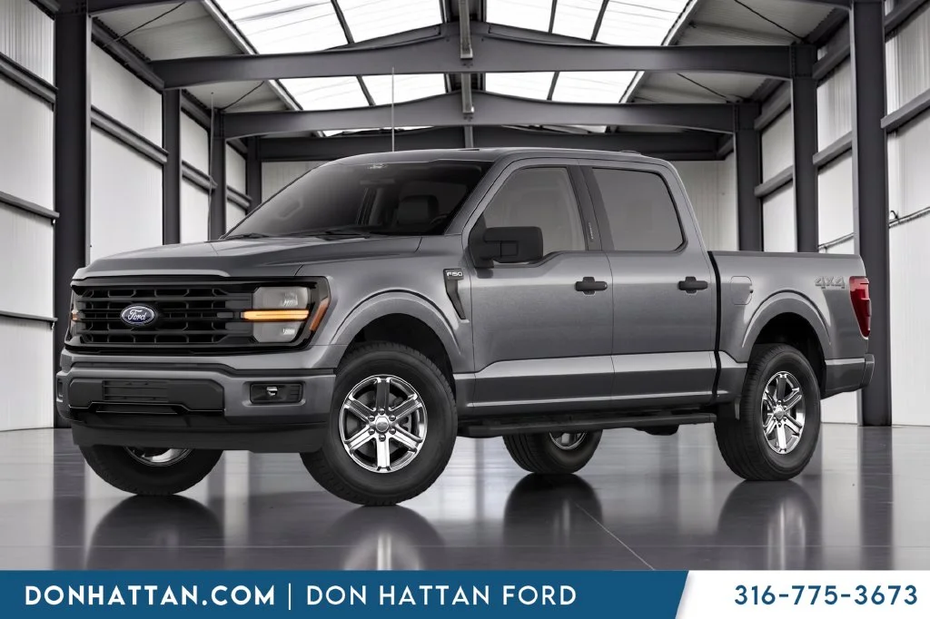 New 2026 Carbonized Gray Metallic Ford XLT image 1