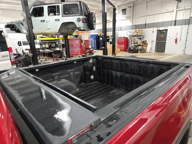 Used 2020 Red GMC SLT image 12