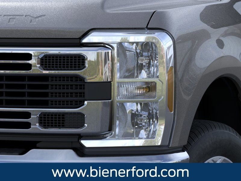 New 2026 Carbonized Gray Metallic Ford F-250® XLT image 19