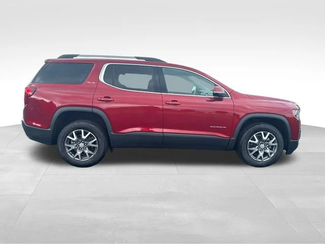 Used 2023 Volcanic Red Tintcoat GMC SLE image 7
