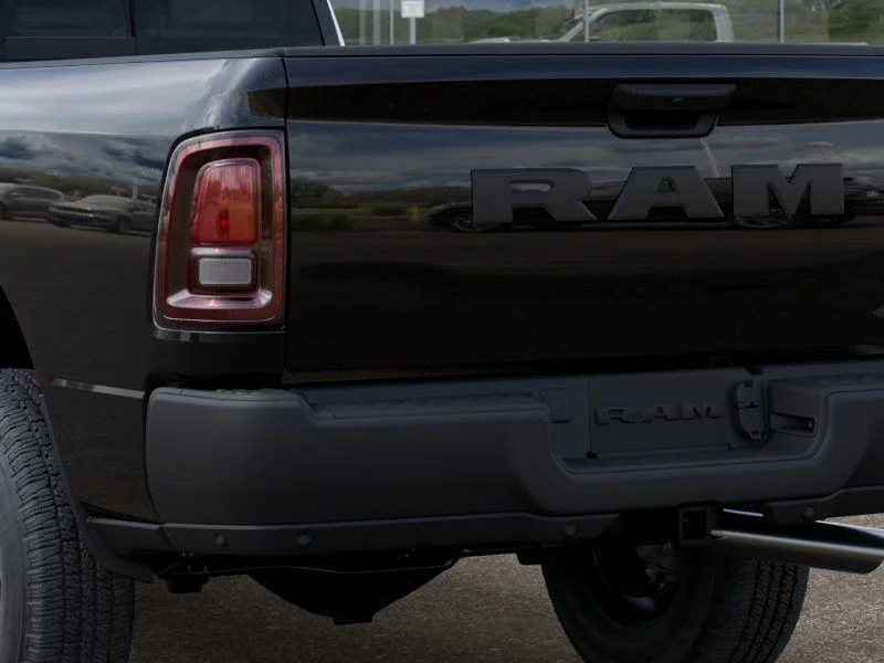 New 2026 Diamond Black Crystal Pearl-Coat Exterior Paint RAM Tradesman image 14