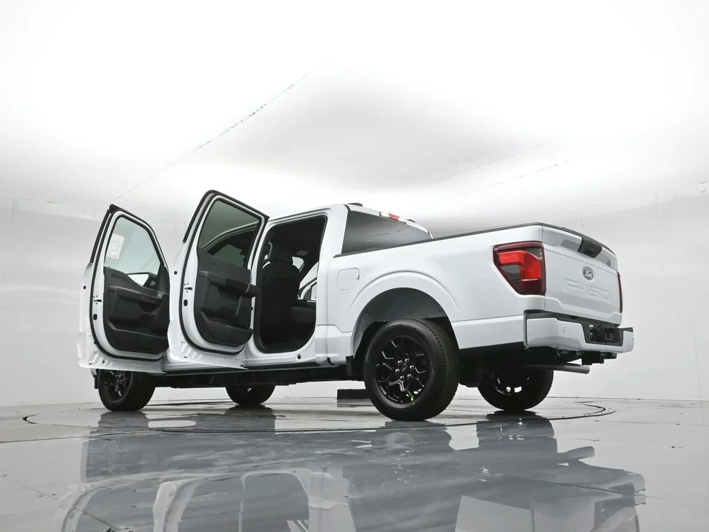 New 2026 Oxford White Ford STX image 3