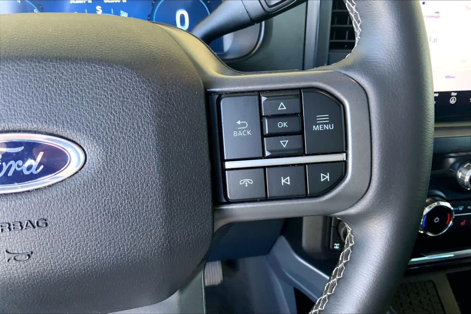 Used 2026 Oxford White Ford LARIAT image 24