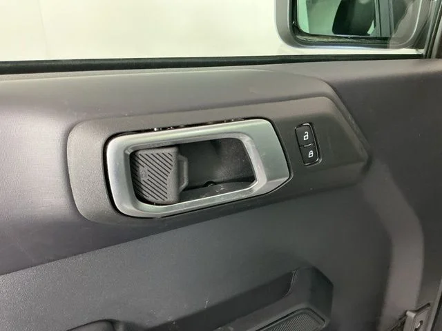 New 2026 Avalanche Gray Ford Outer Banks image 15