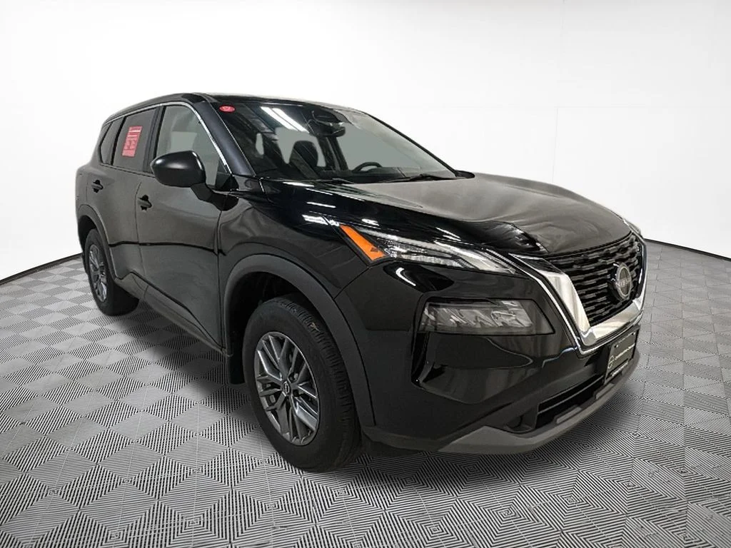 Certified Used 2023 Black Nissan S image 4