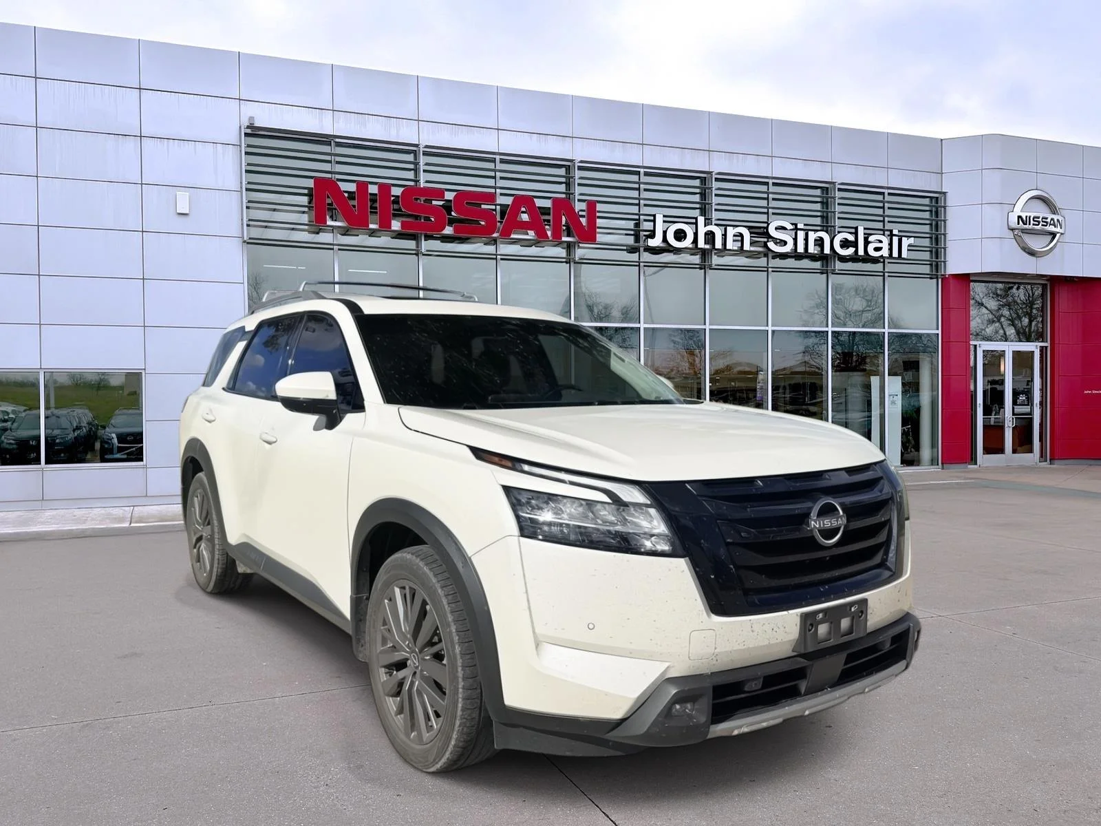 2023 Nissan Pathfinder SL
