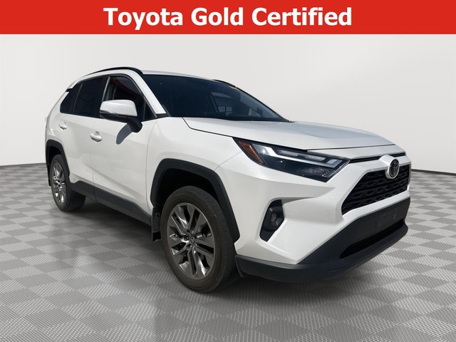 2022 Toyota RAV4 XLE Premium
