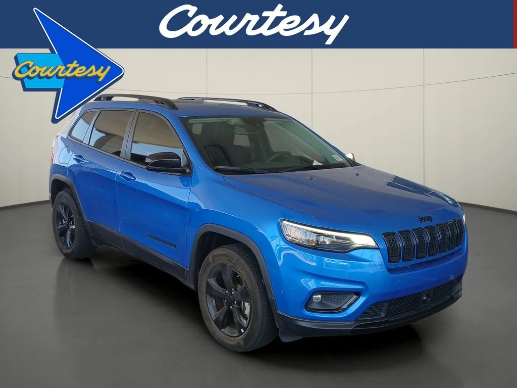 Used 2023 Blue Jeep Altitude image 1