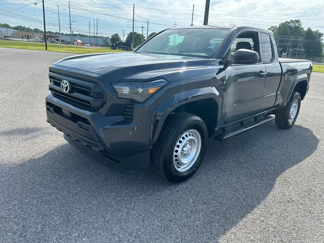 2025 Toyota Tacoma SR