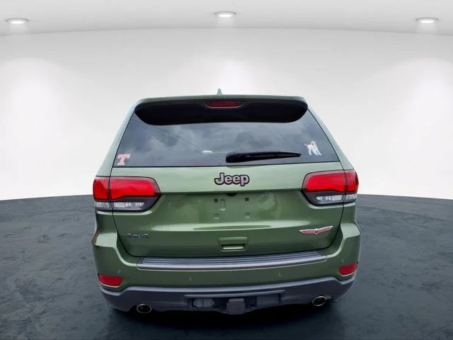 Used 2021 Green Jeep Trailhawk image 16