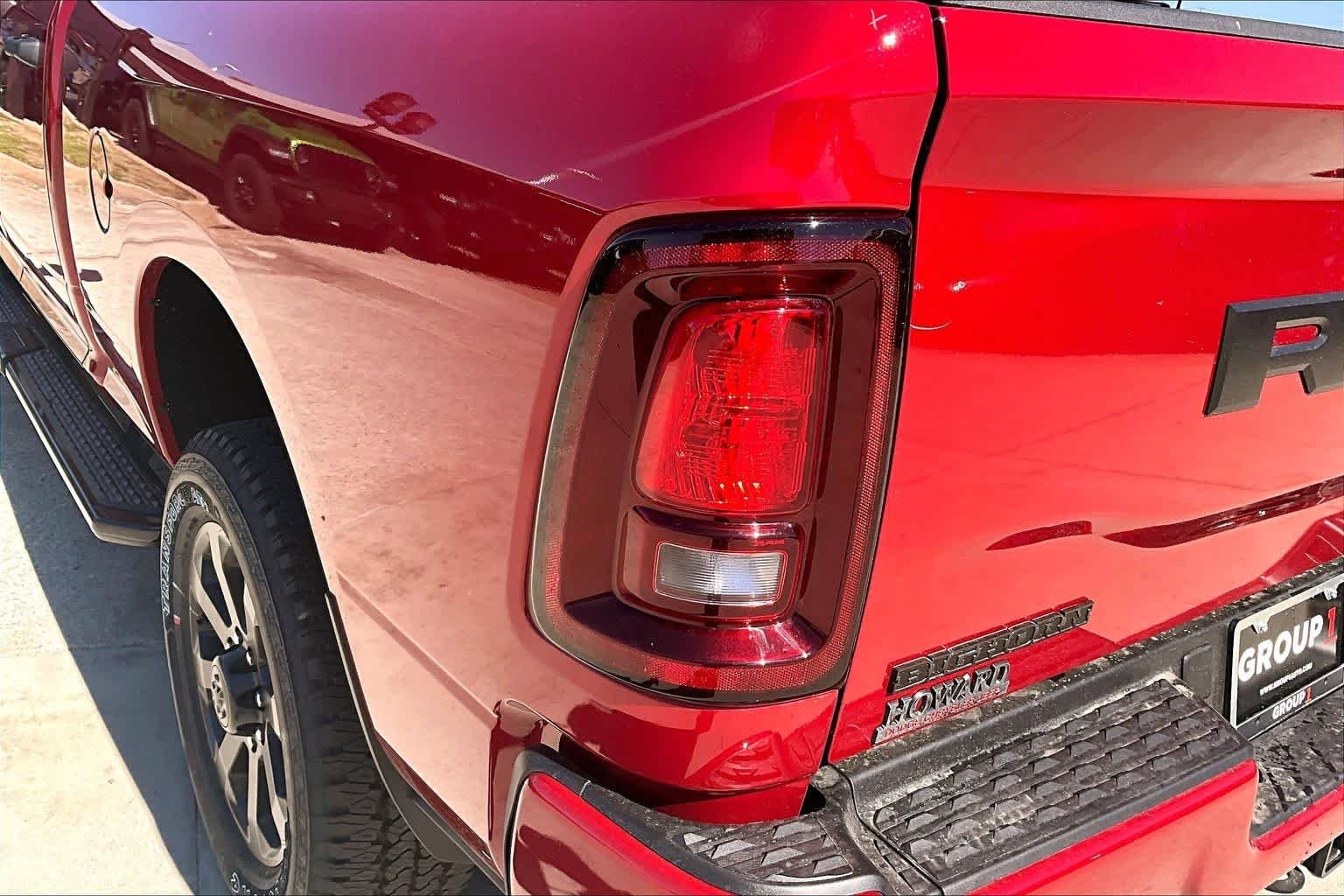 New 2026 Molten Red Pearl-Coat Exterior Paint RAM Big Horn image 15