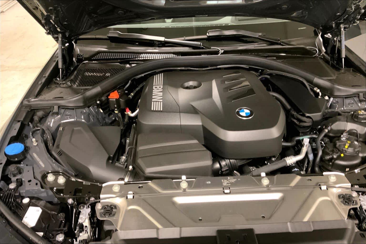 New 2026 Dravit Grey Metallic BMW 330i xDrive image 16