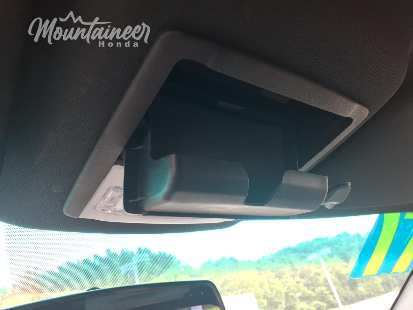 Used 2017 White Gold Ford XLT image 41