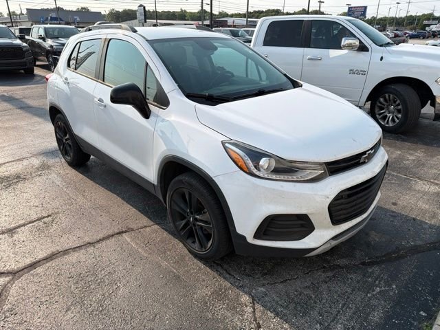 Used 2020 White Chevrolet LT image 10