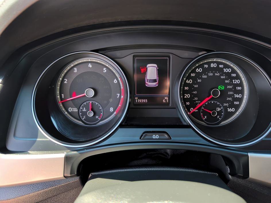 Used 2019 Pacific Blue Metallic Volkswagen 3.6L V6 SE image 21
