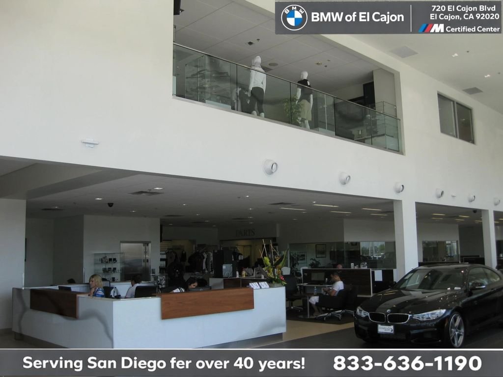 Used 2023 Blue BMW 330i image 15