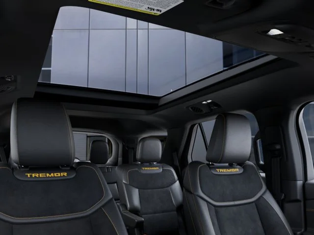 New 2027 White Metallic Ford Tremor image 22