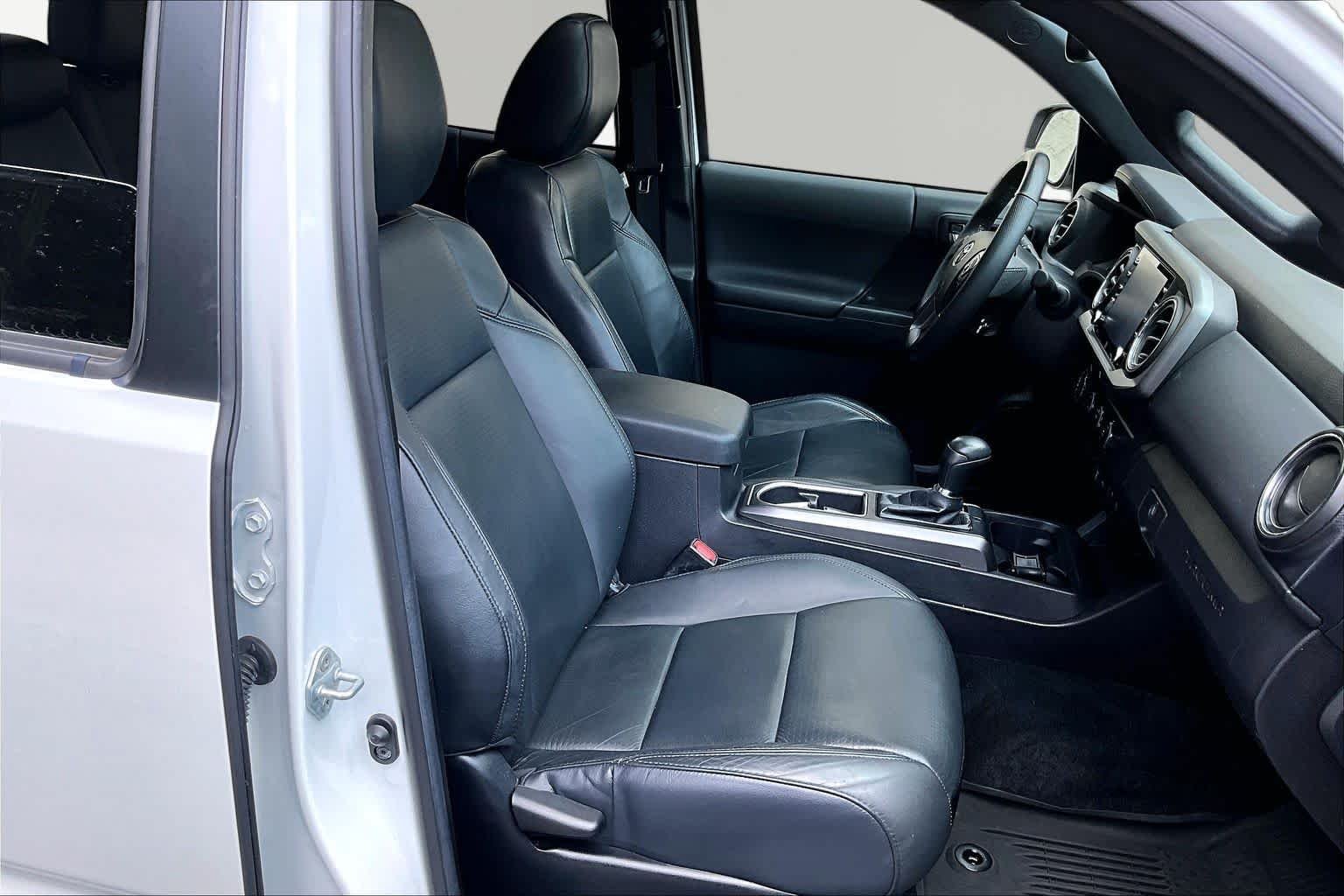 Certified Used 2021 Wind Chill Pearl Toyota TRD Sport image 9